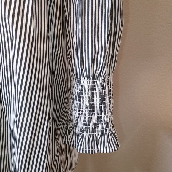 Haute Monde Striped Off the Shoulder Long Sleeve Top size Small - Picture 3 of 12